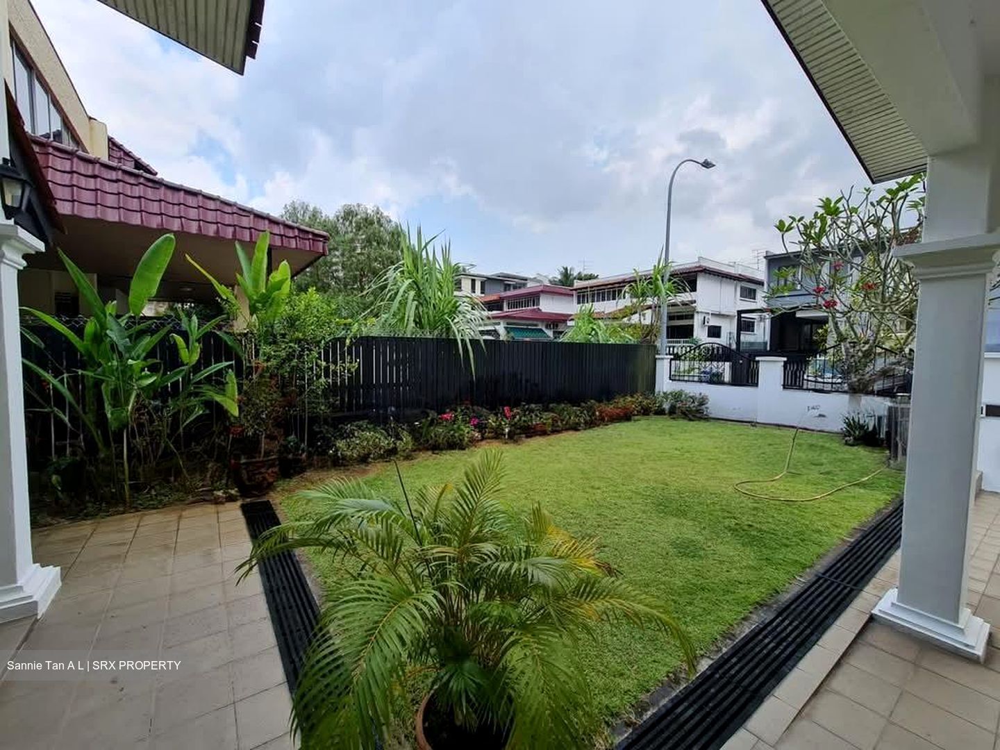 Coral Park (D20), Semi-Detached #560588161